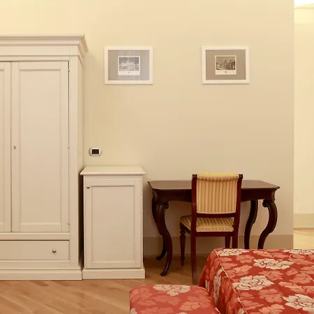 Casa Isolani Piazza Maggiore 1 Гостевой дом Болонья