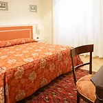 Casa Isolani Piazza Maggiore 1