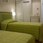 Casa Isolani Piazza Maggiore 1