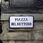 Affittacamere Casa Isolani Piazza Maggiore 1