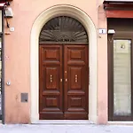 Casa Isolani Piazza Maggiore 1 Affittacamere Bologna