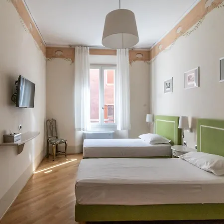 Casa de hóspedes Casa Isolani Luxury Piazza Maggiore 1 2*