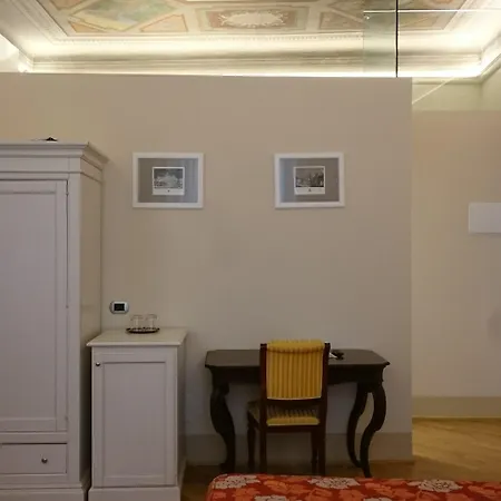 Casa Isolani Luxury Piazza Maggiore 1 Penzion