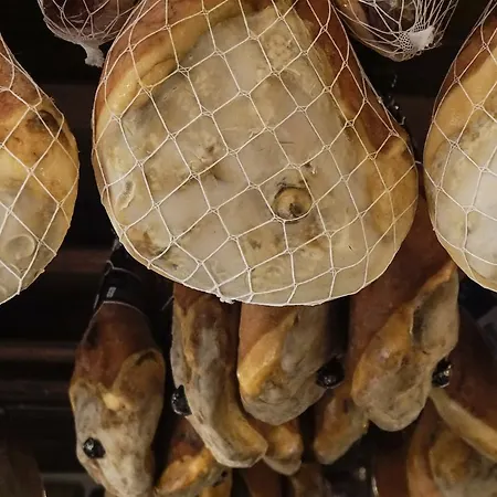 Casa Isolani Luxury Piazza Maggiore 1