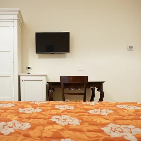 Casa Isolani Luxury Piazza Maggiore 1 Bolonha
