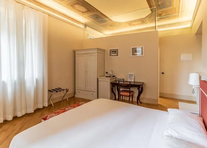 Casa Isolani Luxury Piazza Maggiore 1 Pensión Bolonia