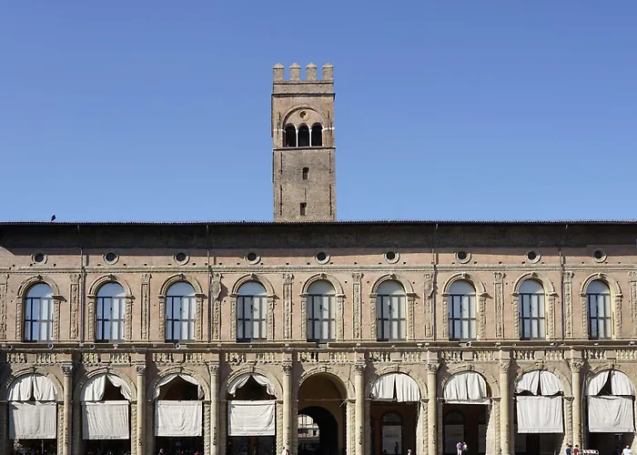 Casa Isolani Piazza Maggiore 1 Bolonia