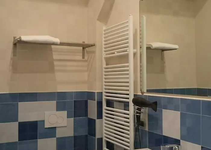 Casa Isolani Piazza Maggiore 1