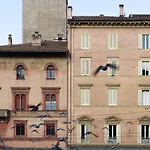 Vendégház Casa Isolani Piazza Maggiore 1 4*