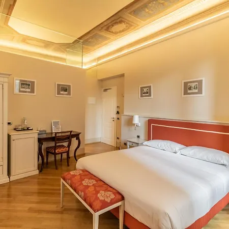 Pensjonat Casa Isolani Luxury Piazza Maggiore 1 4*