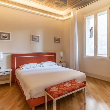 Casa Isolani Piazza Maggiore 1 4* Bologna