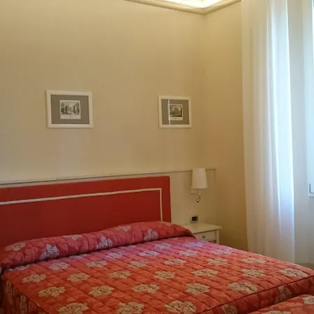 بيت ضيافة Casa Isolani Piazza Maggiore 1 4*