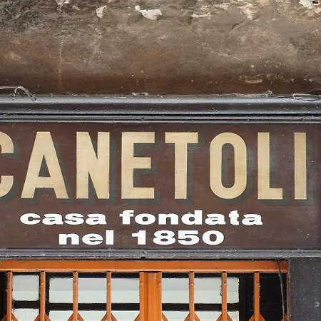 Гостевой дом Casa Isolani Piazza Maggiore 1 Болонья