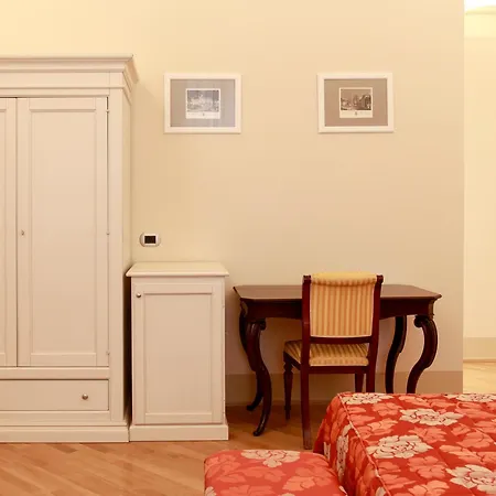 Гостевой дом Casa Isolani Piazza Maggiore 1 Болонья