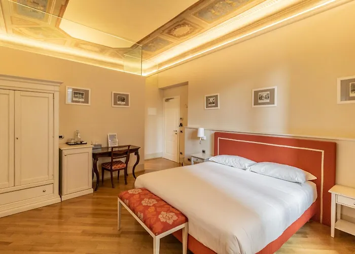 Pensión Casa Isolani Luxury Piazza Maggiore 1 4*